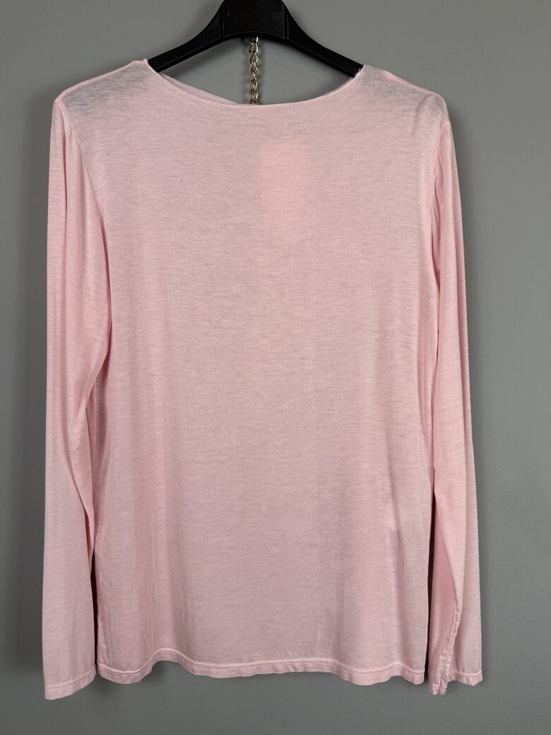 Tops ar zīdu sastāvā