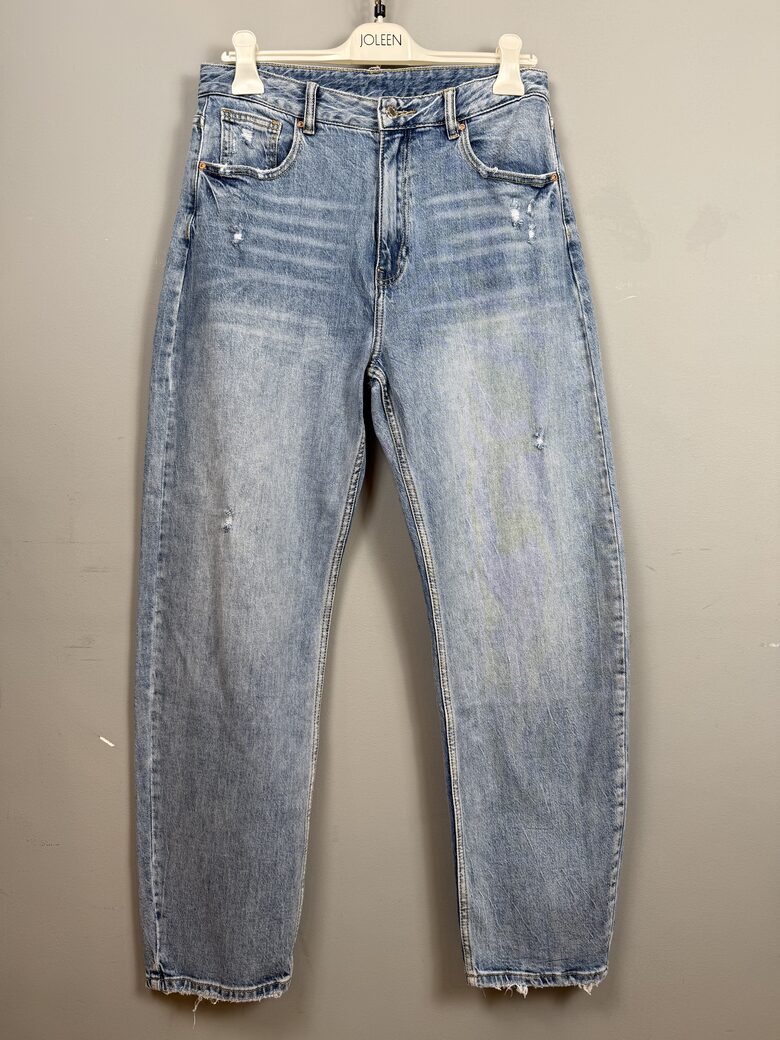 Gaiši zili baggy džinsi L izmērs