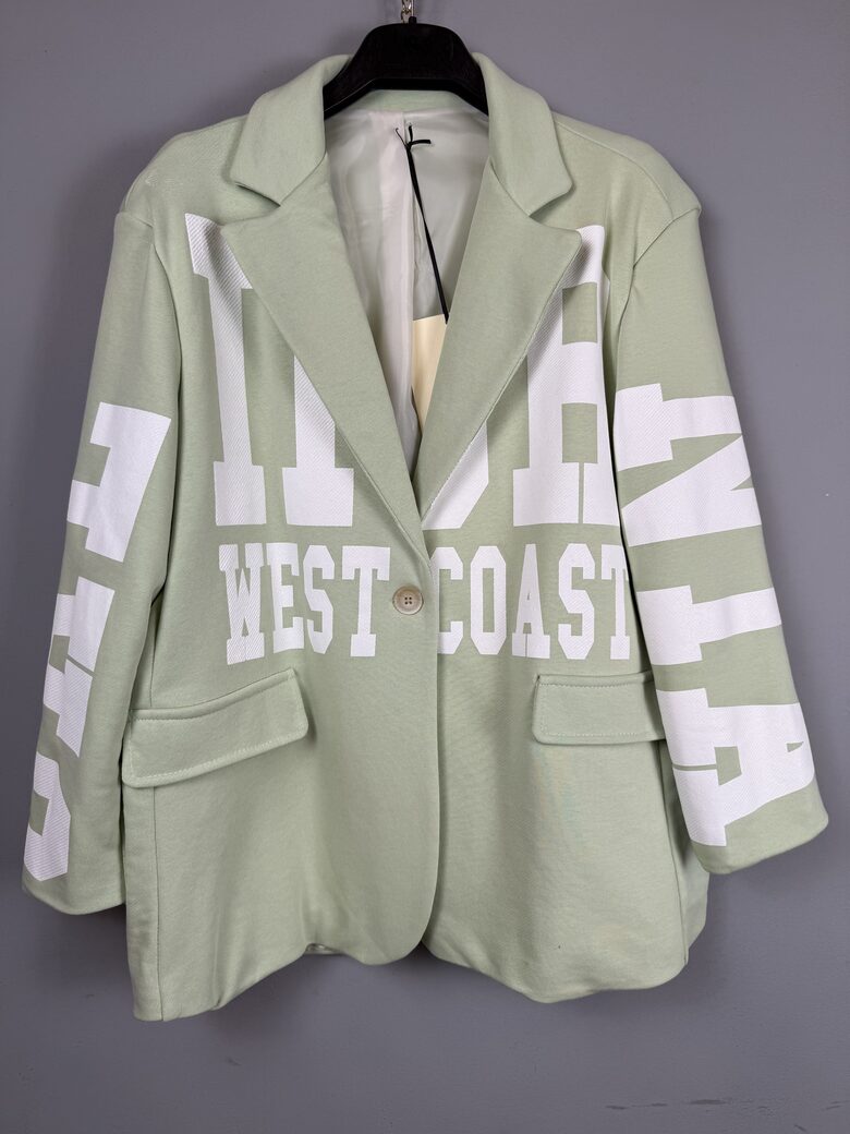 Trikotāžas oversize žakete