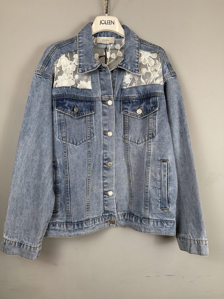 Gaiši zila džinsu jaka ar mežģīņu muguru