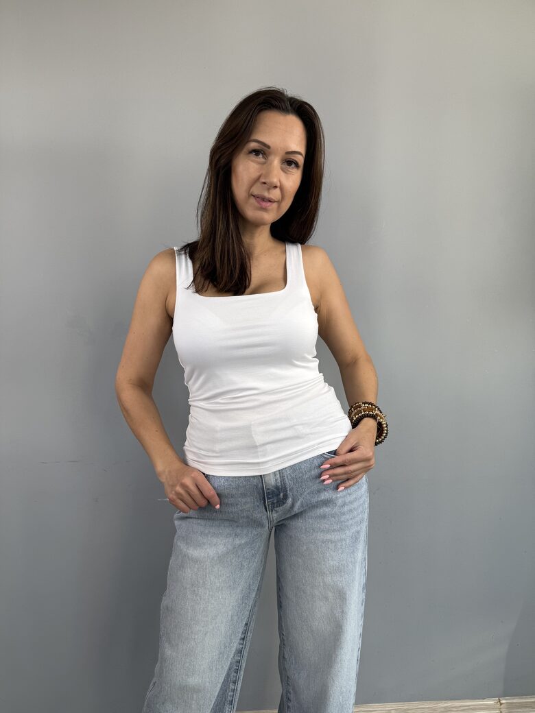 Viskozes tanktops ar platām lencītēm (VICOLO)