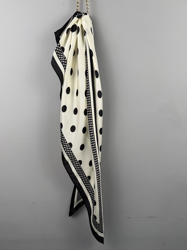 Trīsstūrveida pumpiņlakati