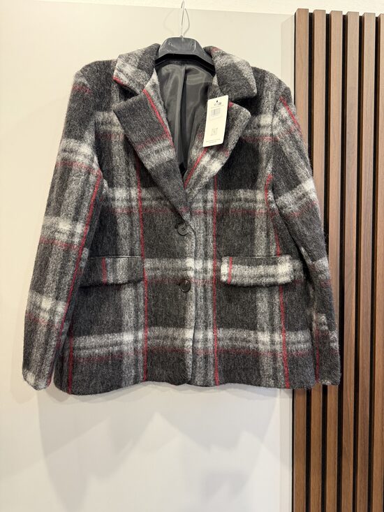 Oversize vilnas žakete rūtaina