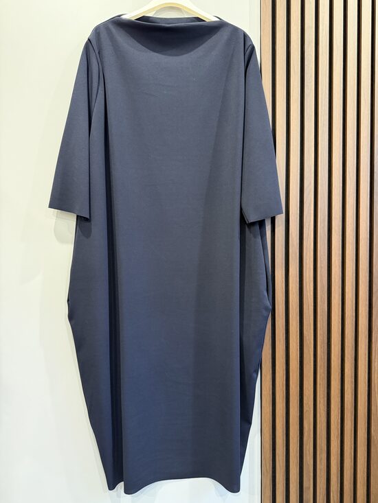 Plus size Brīva kleita tumši zila